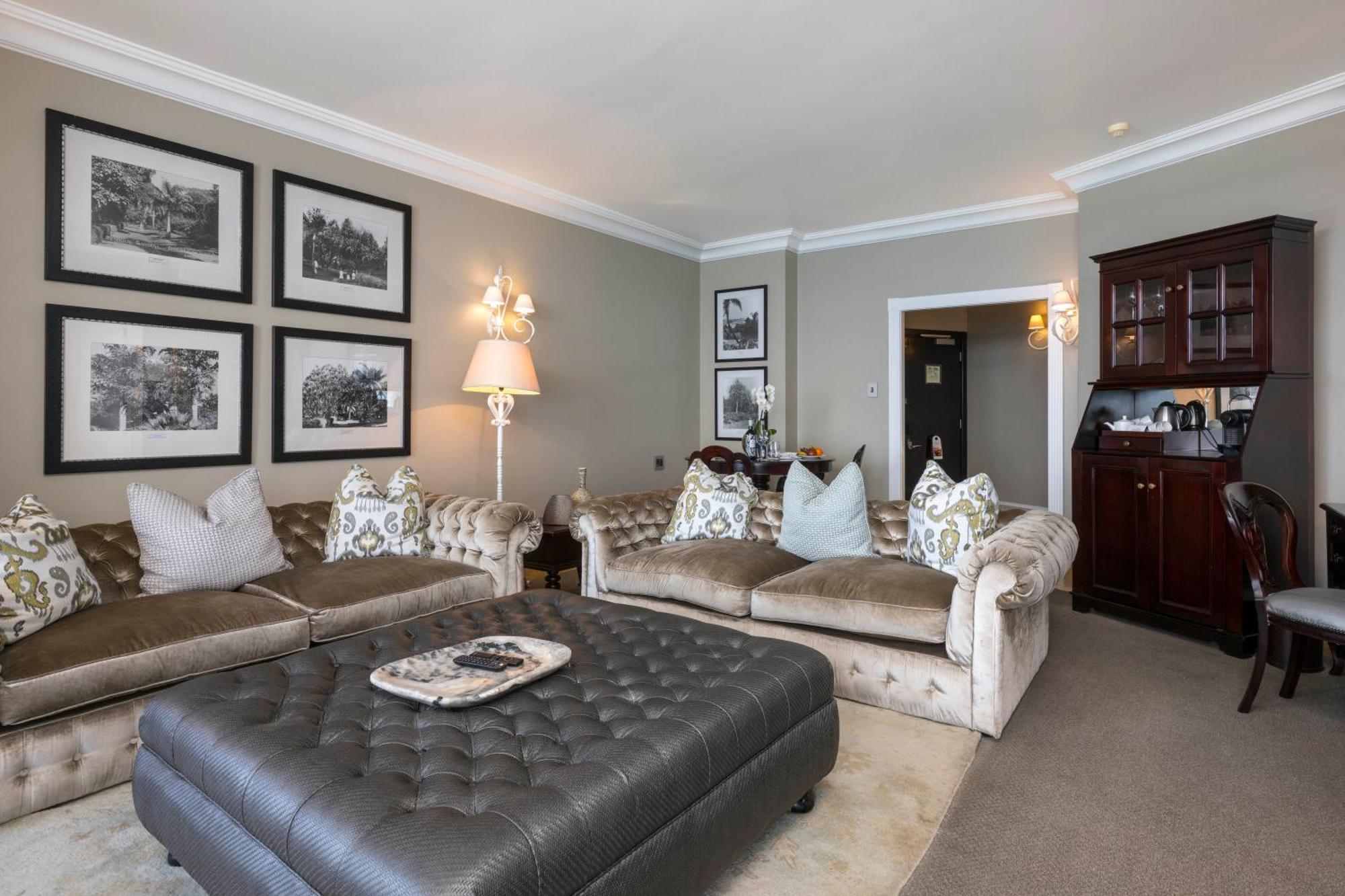 Beverly Hills Дърбан Екстериор снимка The Drawing Room